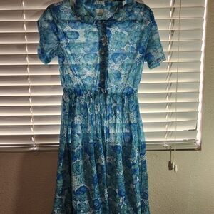 True Vintage Floral Blue Dress with Short Sleeves